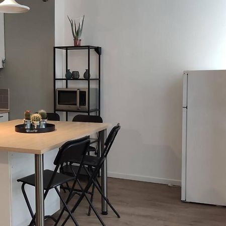 شقة Logement 5 Personnes Proche Cv Et Parking Prive سانت إتيان المظهر الخارجي الصورة
